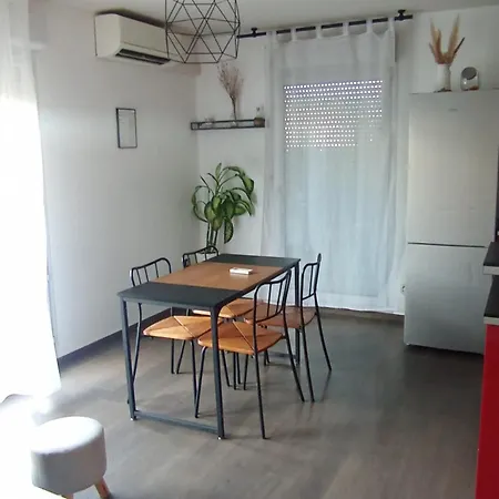 T3 Lumineux Et Convivial, Parking Prive * Montpellier